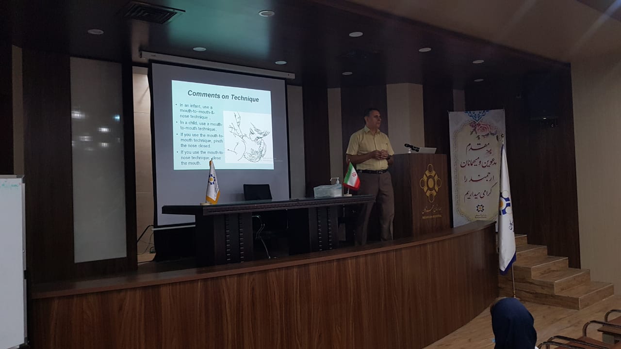 برگزاری کلاس آموزشی احیای قلبی ریوی اطفال توسط آقای دکتر باقری جراح قلب